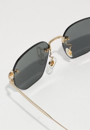 Солнечные очки