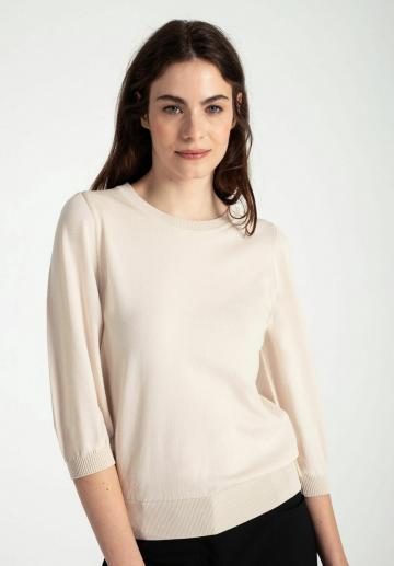 Пуловер с рукавом три четверти