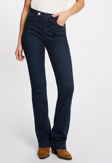 Клешеные брюки