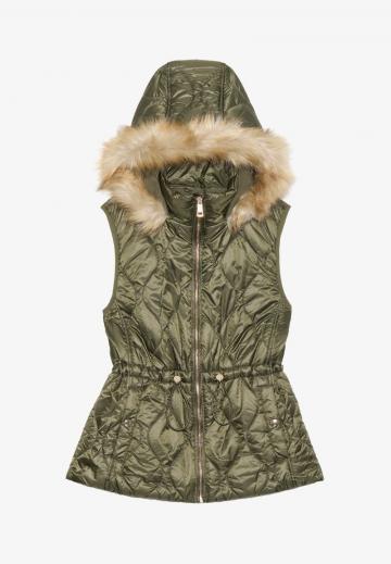 Длинный жилет