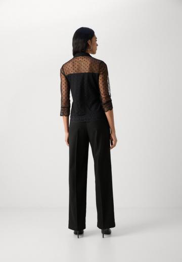 Кружевная блузка