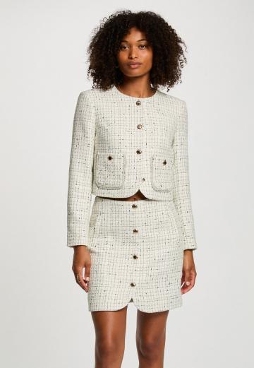 Короткая куртка