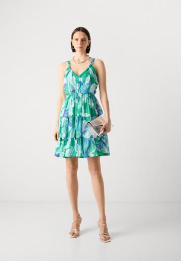 Короткое платье