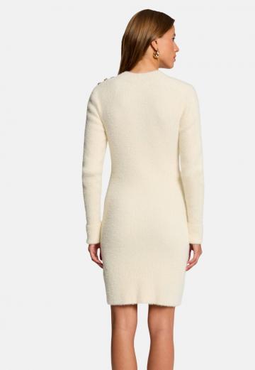 Вязаное платье