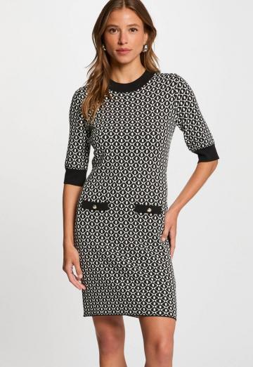 Платье футляр