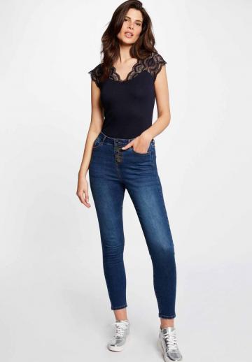 Кружевная блузка