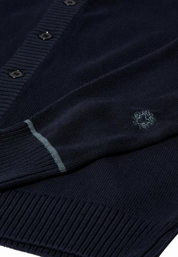 Вязаная кофта