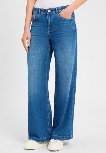 Свободные джинсы