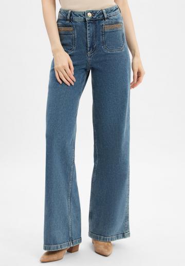Клешеные джинсы