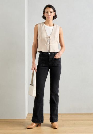 Джинсовая жилетка