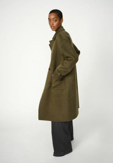 Шерстяное пальто
