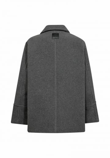 Короткое пальто