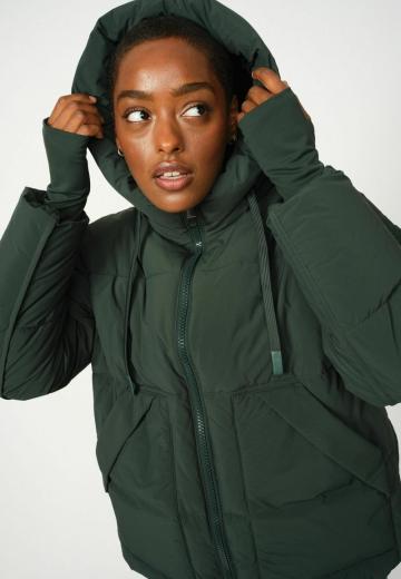 Зимняя куртка