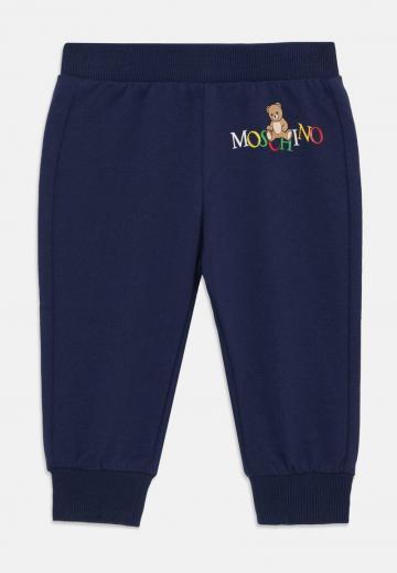 Набор одежды