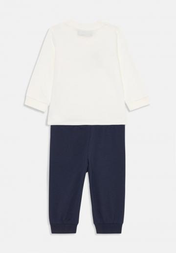 Набор одежды