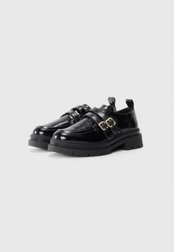 Полуботинки