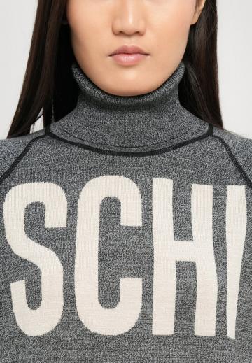 Вязаное платье