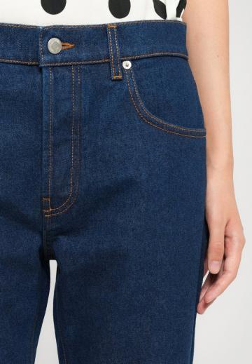 Прямые джинсы