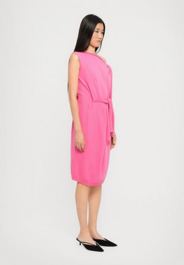 Вязаное платье