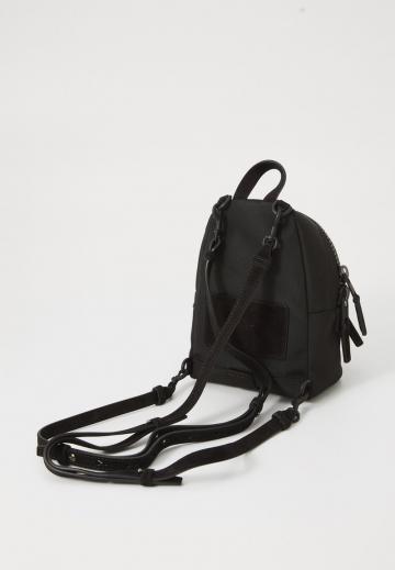 Кожаный рюкзак