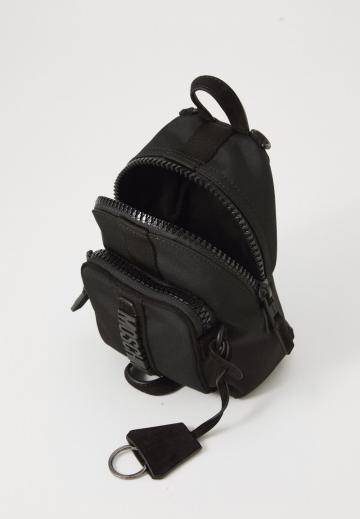 Кожаный рюкзак