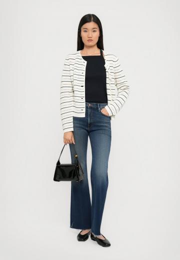 Клешеные джинсы