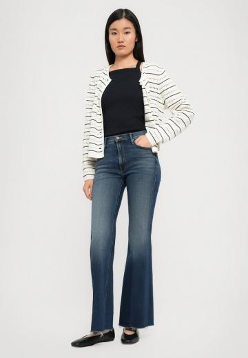 Клешеные джинсы