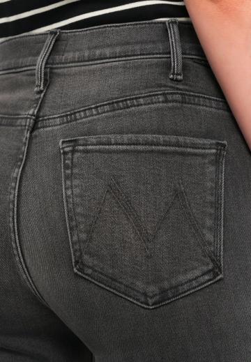 Клешеные джинсы