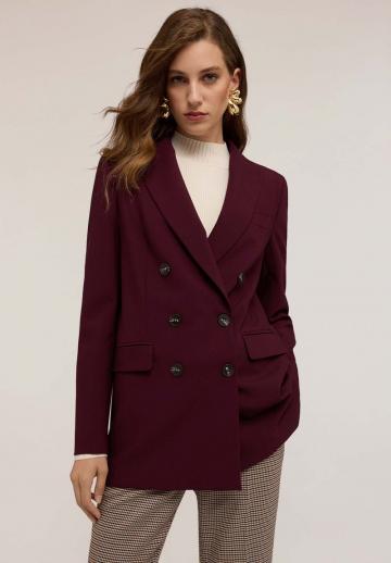 Короткое пальто