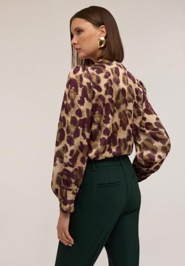 Атласная блузка