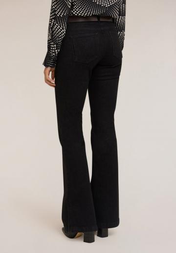 Клешеные брюки