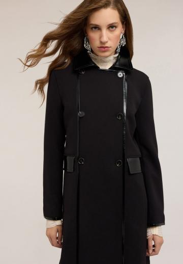 Короткое пальто