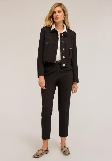 Куртка с накладнымит карманами