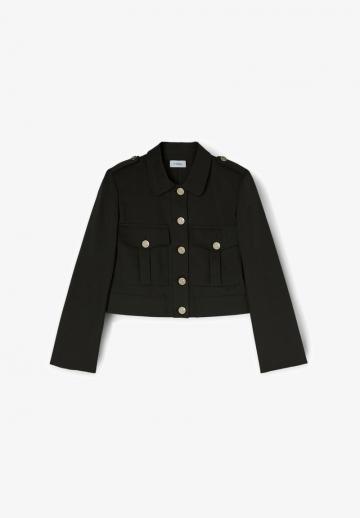 Куртка с накладнымит карманами