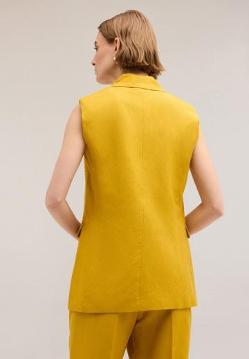 Длинный жилет