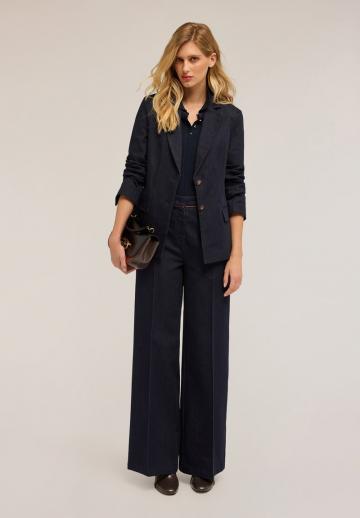 Клешеные джинсы