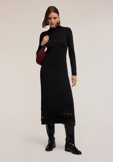 Вязаное платье