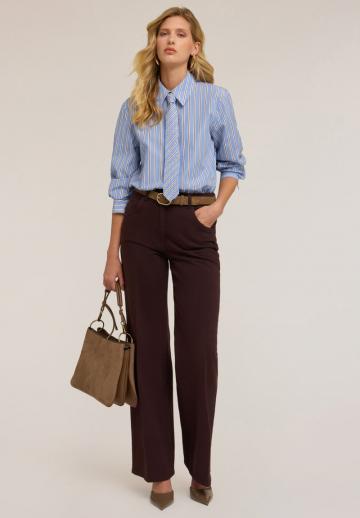 Клешеные джинсы