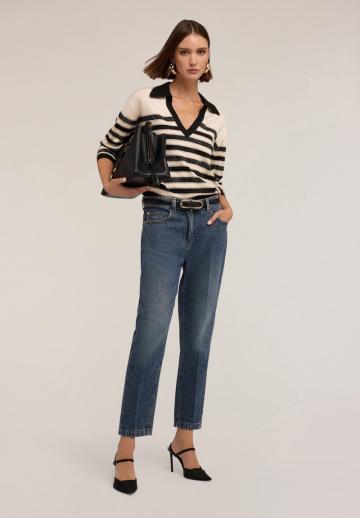 Пуловер в полоску