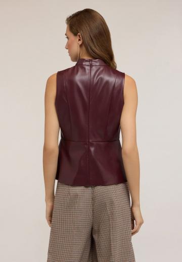 Блузка без рукавов