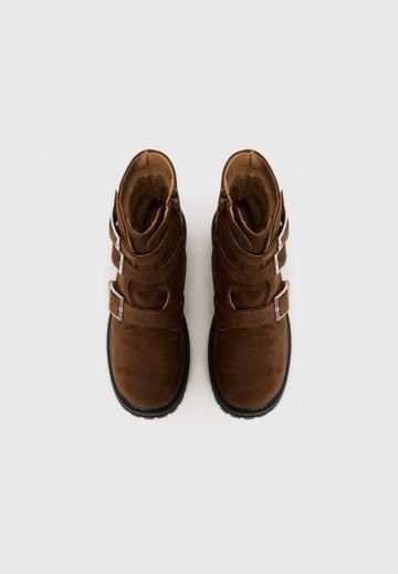 Зимние ботинки