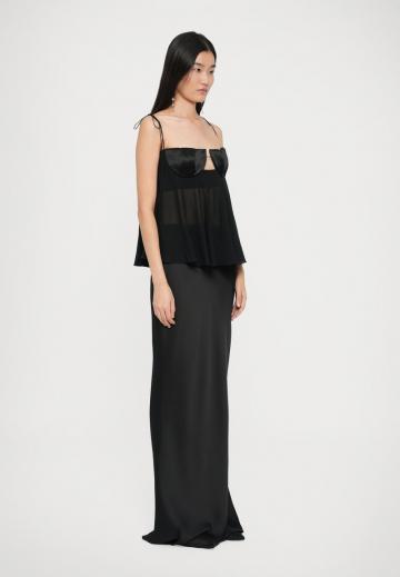 Топ на бретельках