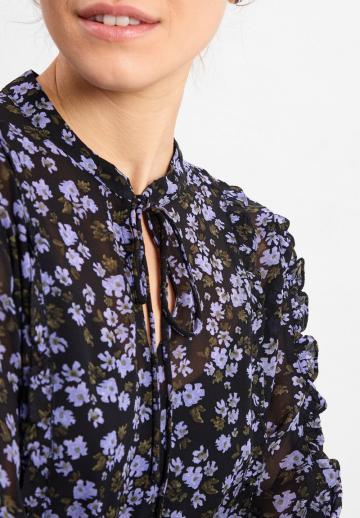 Короткое платье