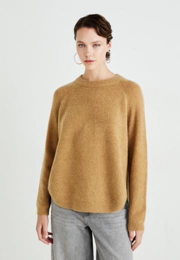 Длинный пуловер