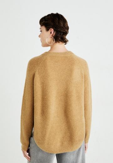 Длинный пуловер