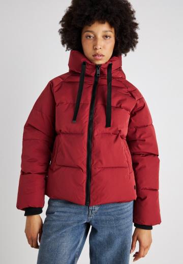 Зимняя куртка