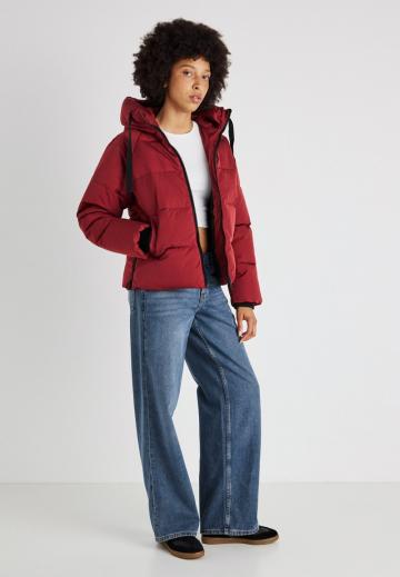 Зимняя куртка