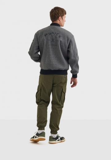 Куртка бомбер