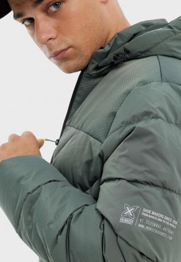 Зимняя куртка