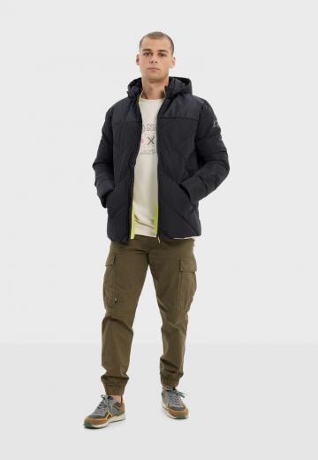 Зимняя куртка